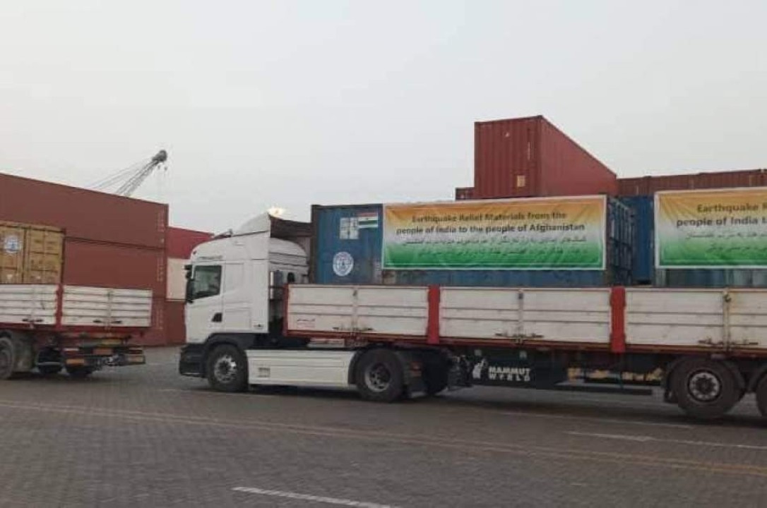هند سه کانتینر کمکهای امدادی دیگر از طریق بندر چابهار به افغانستان ارسال کرد هند سه کانتینر کمکهای امدادی دیگر از طریق بندر چابهار به افغانستان ارسال کرد