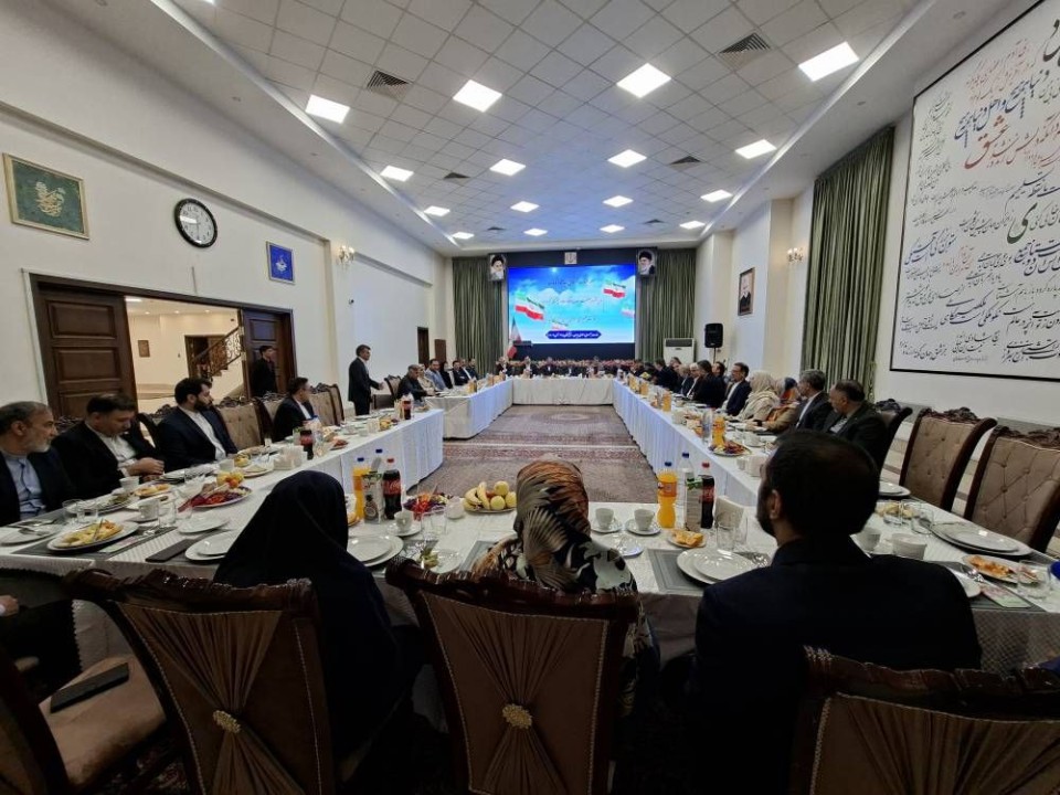 دیدار وزیر صمت با کارکنان سفارت ایران در تاجیکستان