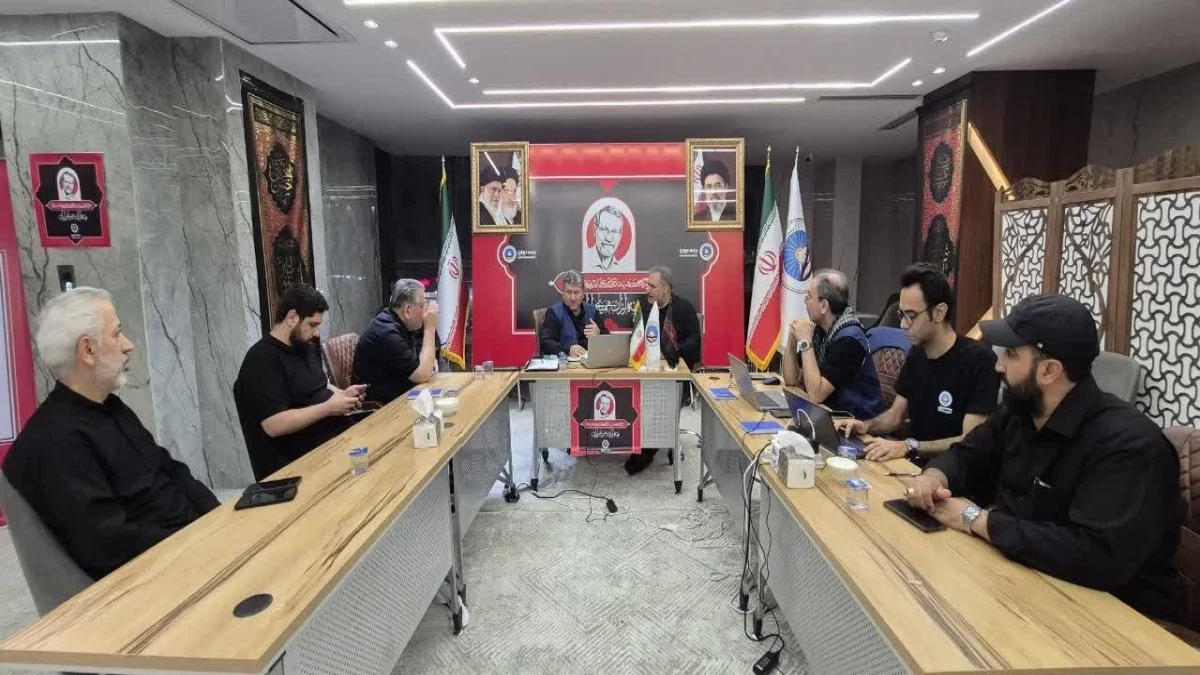 بازدید رئیس کمیسیون اقتصادی مجلس از ستاد اربعین بیمه ایران در کربلا